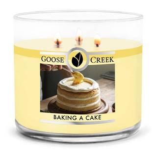 Goose Creek Vonná sviečka v dóze  Baking a Cake, 35 hodín horenia, značky Goose Creek