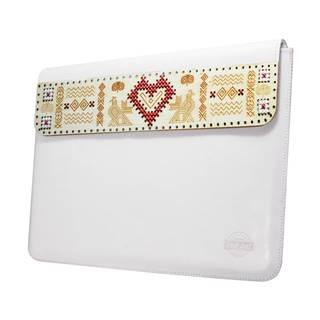 Kožené puzdro na notebook Folk srdce biele MacBook Pro 13 / Air 13